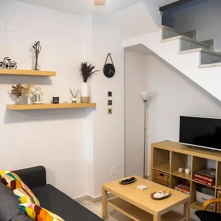 180 Home Precioso Apartamento Con Patio San Bernardo 4 Sewilla Zewnętrze zdjęcie