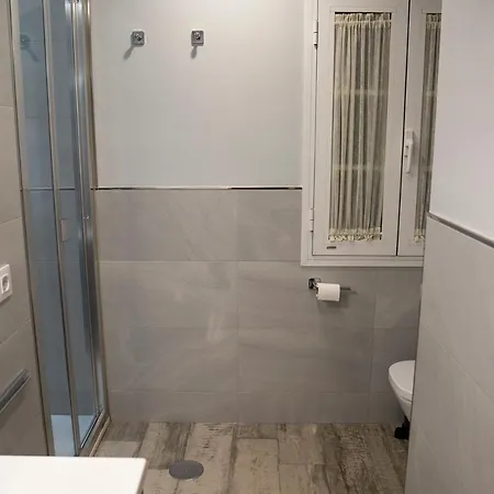 180 Home Precioso Apartamento Con Patio San Bernardo 4 Sewilla Zewnętrze zdjęcie